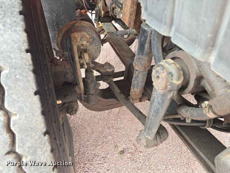 image for item DY1147 2005 International 7400 dump truck