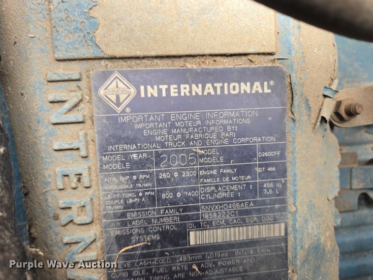 image for item DY1147 2005 International 7400 dump truck