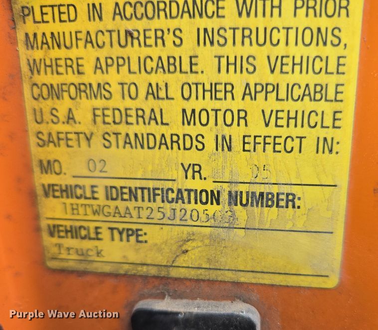 image for item DY1147 2005 International 7400 dump truck