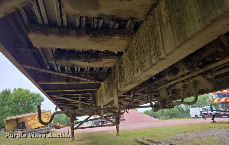 image for item DY1151 2017 Wilkens 48125SCGO walking floor trailer