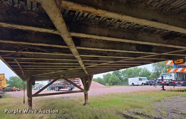 image for item DY1151 2017 Wilkens 48125SCGO walking floor trailer