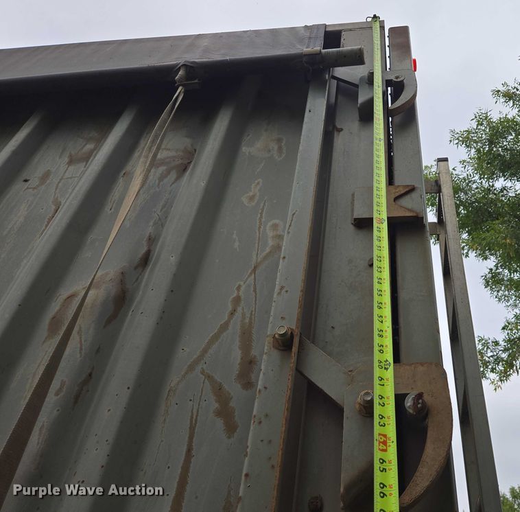 image for item DY1151 2017 Wilkens 48125SCGO walking floor trailer