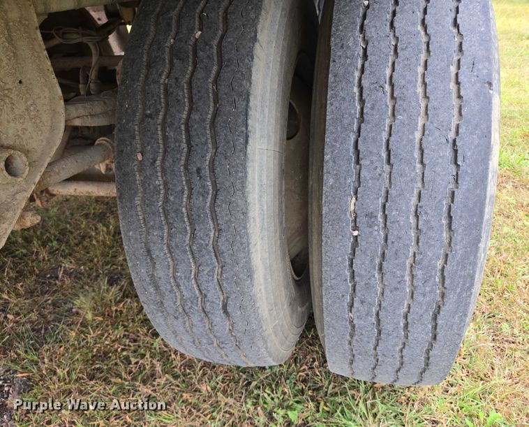 image for item DY1151 2017 Wilkens 48125SCGO walking floor trailer