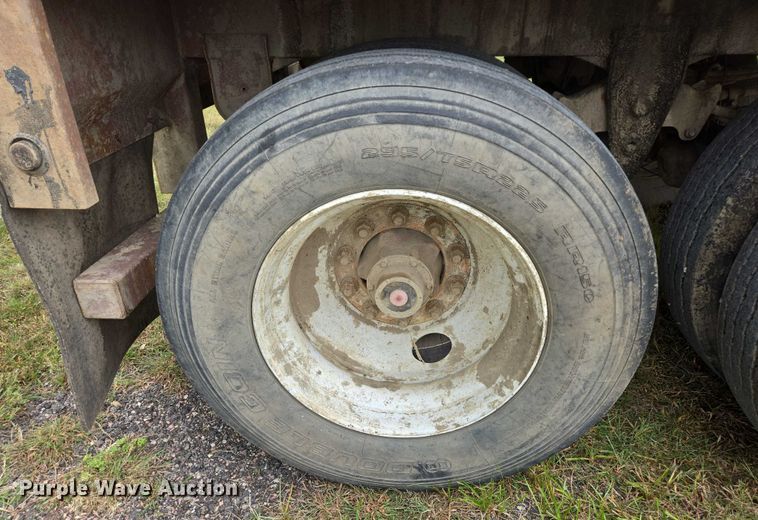 image for item DY1151 2017 Wilkens 48125SCGO walking floor trailer