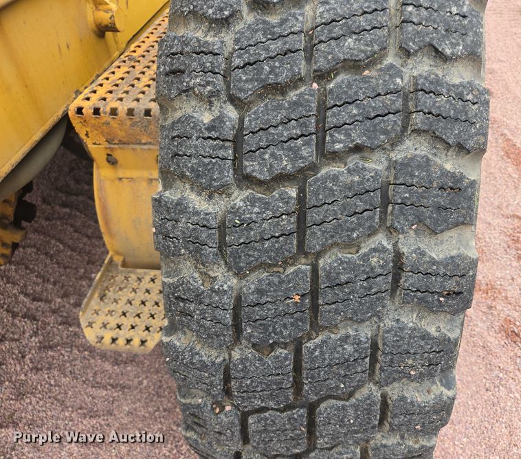 image for item DY1152 2008 Caterpillar 140M AWD motor grader