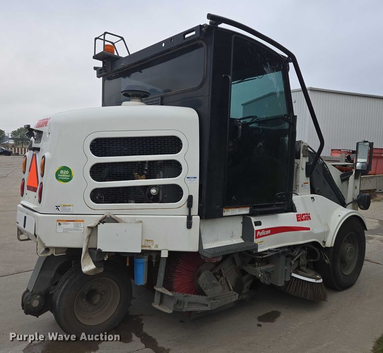 image for item DY1153 2016 Elgin Pelican NP street sweeper