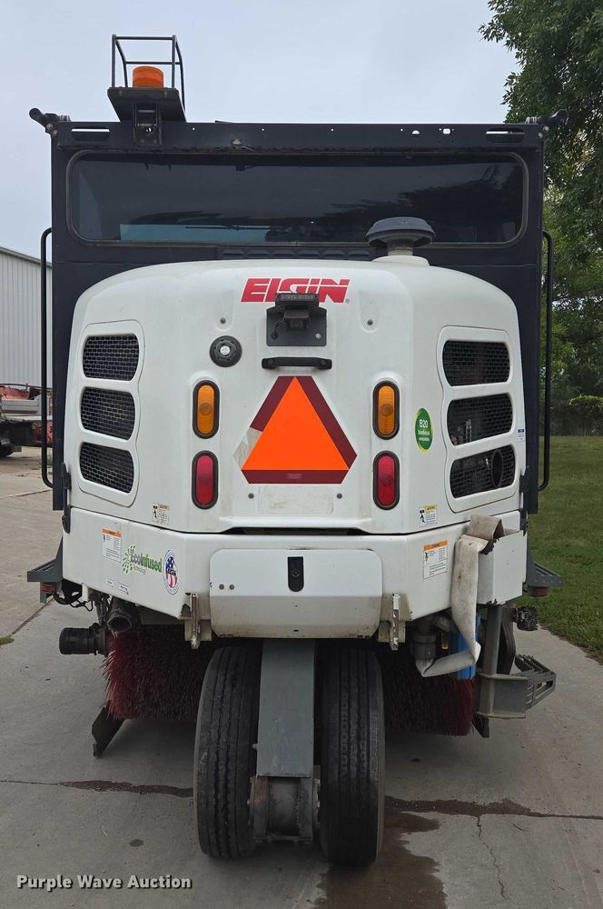 image for item DY1153 2016 Elgin Pelican NP street sweeper