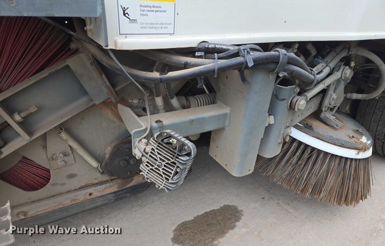 image for item DY1153 2016 Elgin Pelican NP street sweeper