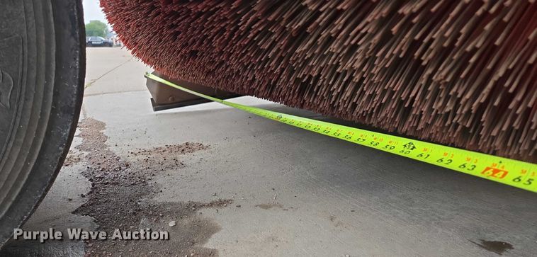 image for item DY1153 2016 Elgin Pelican NP street sweeper