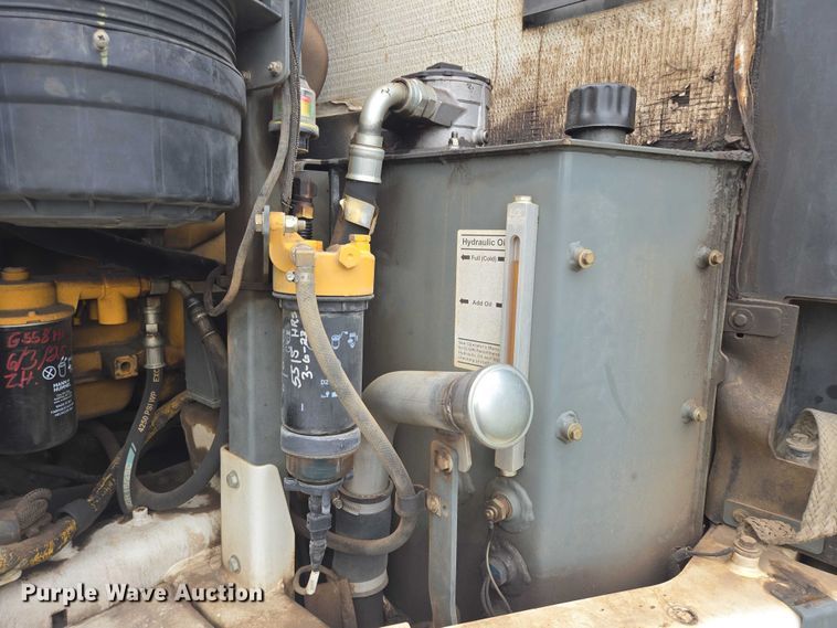 image for item DY1153 2016 Elgin Pelican NP street sweeper