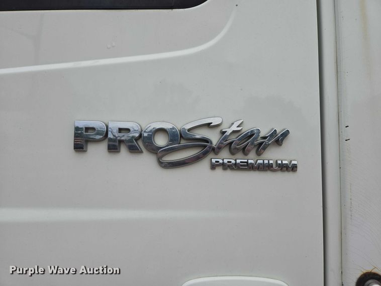 image for item DY1154 2010 International ProStar LF627 semi truck