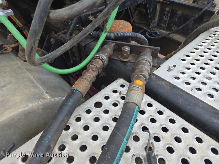 image for item DY1154 2010 International ProStar LF627 semi truck