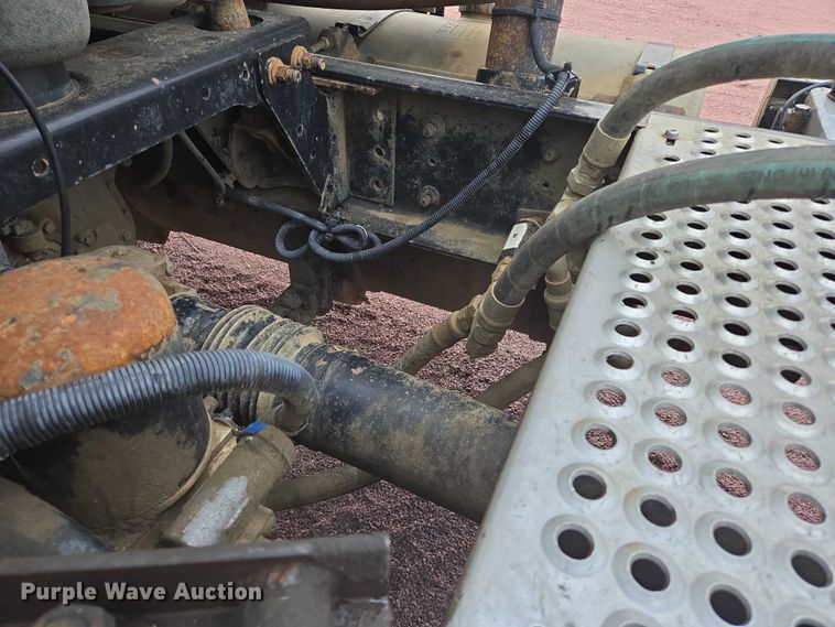 image for item DY1154 2010 International ProStar LF627 semi truck