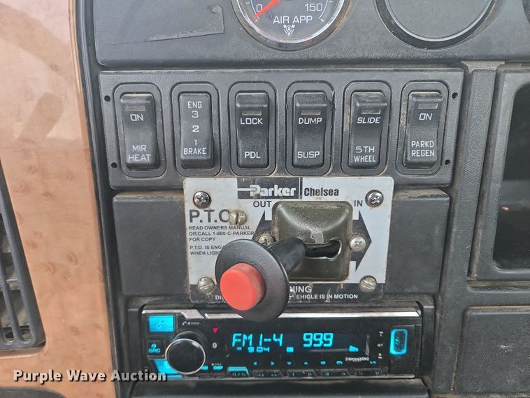 image for item DY1154 2010 International ProStar LF627 semi truck