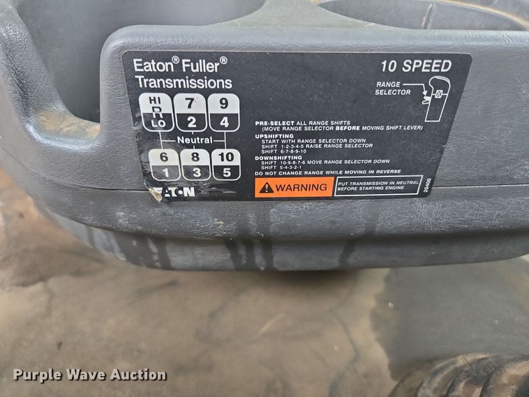 image for item DY1154 2010 International ProStar LF627 semi truck