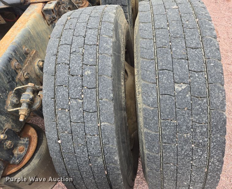 image for item DY1154 2010 International ProStar LF627 semi truck