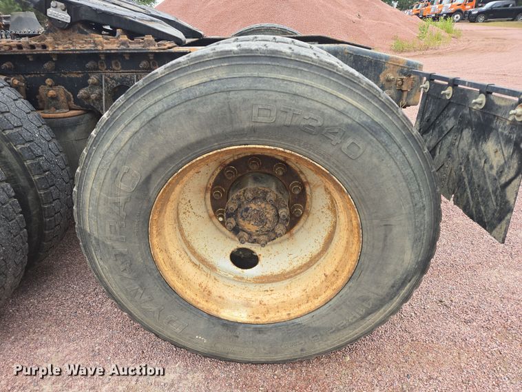 image for item DY1154 2010 International ProStar LF627 semi truck