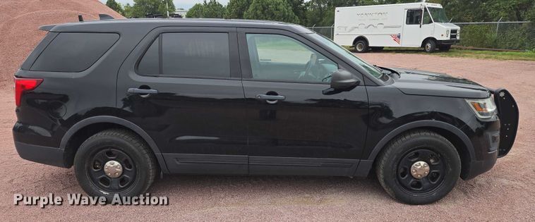 image for item DY1155 2016 Ford Explorer Police SUV