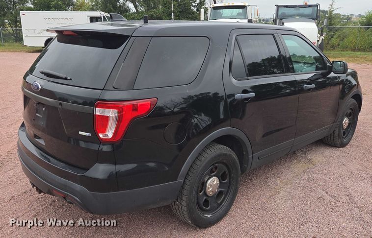 image for item DY1155 2016 Ford Explorer Police SUV