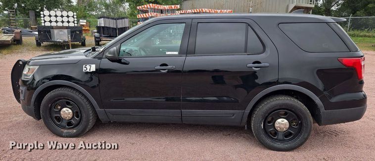 image for item DY1155 2016 Ford Explorer Police SUV