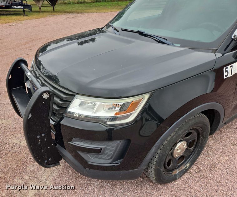 image for item DY1155 2016 Ford Explorer Police SUV