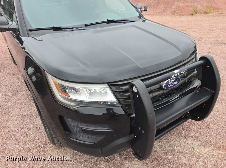 image for item DY1155 2016 Ford Explorer Police SUV