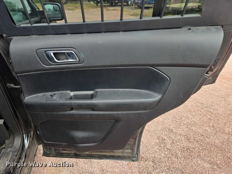 image for item DY1155 2016 Ford Explorer Police SUV