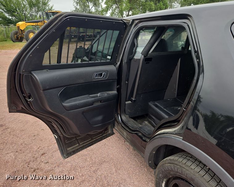 image for item DY1155 2016 Ford Explorer Police SUV