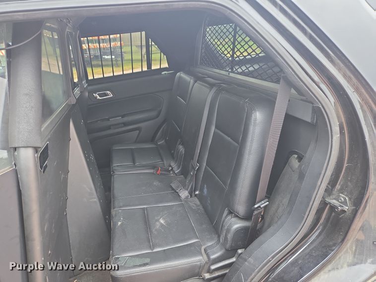 image for item DY1155 2016 Ford Explorer Police SUV