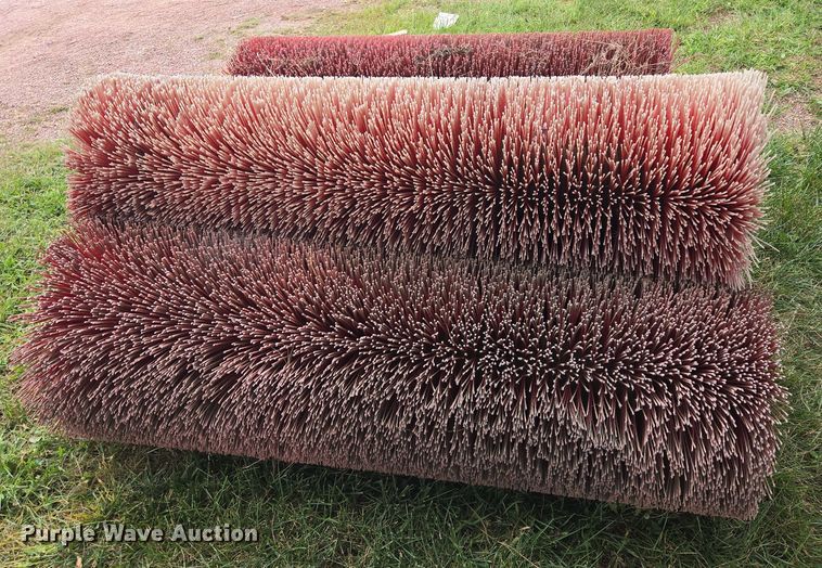 image for item DY1159 (4) brooms