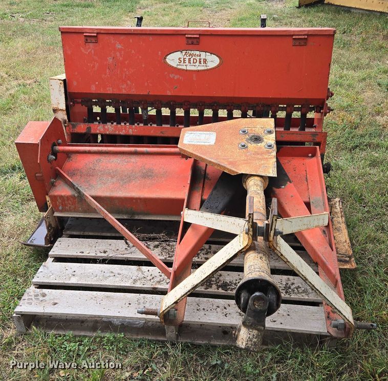 image for item DY1161 Jacobsen Rogers Seeder 548100 seeder