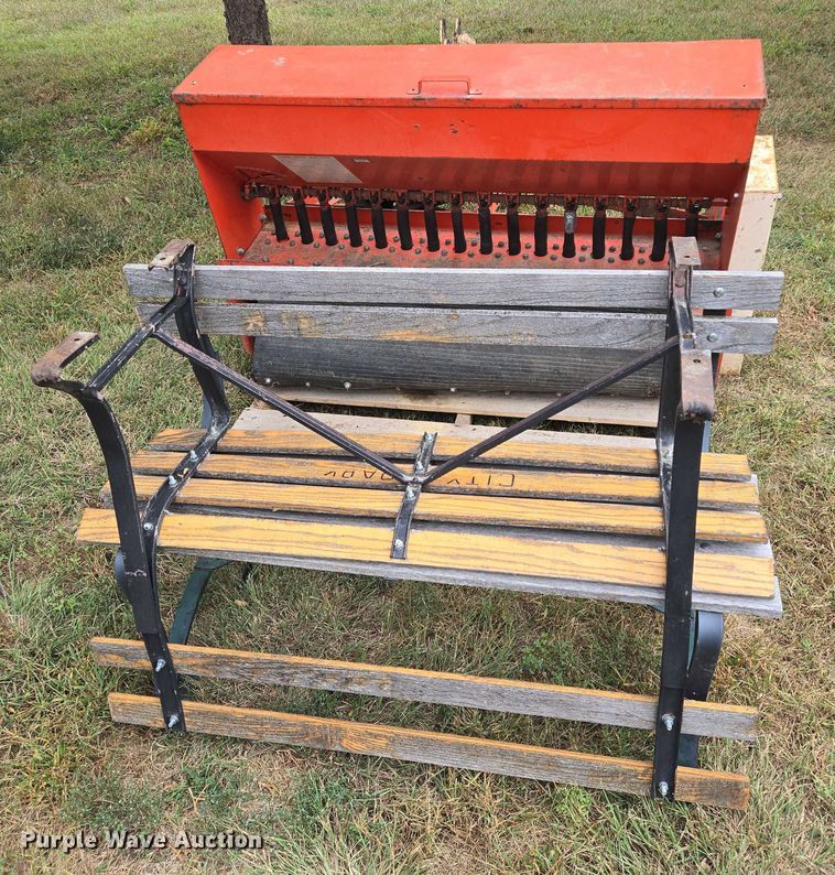 image for item DY1161 Jacobsen Rogers Seeder 548100 seeder