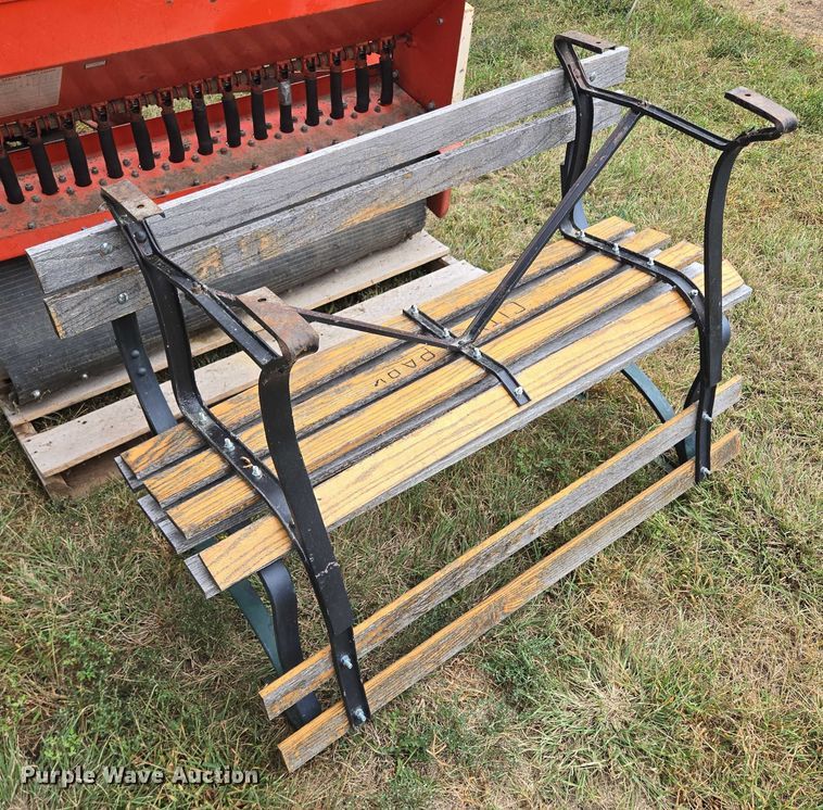 image for item DY1161 Jacobsen Rogers Seeder 548100 seeder