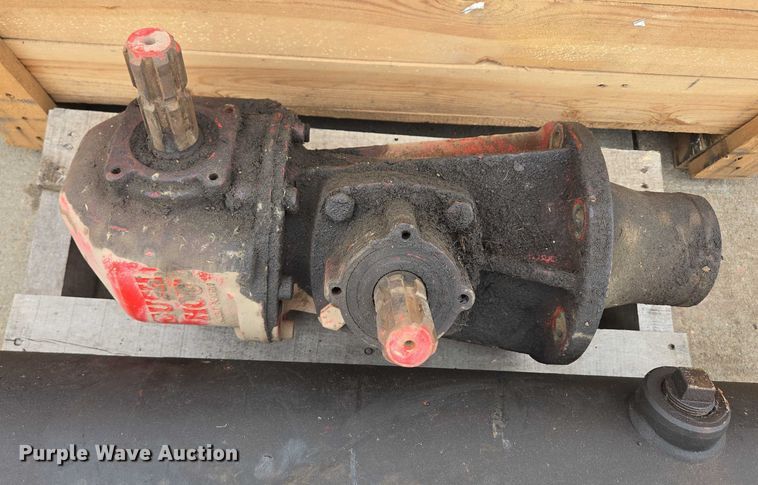 image for item DY1162 (4) hydraulic cylinders