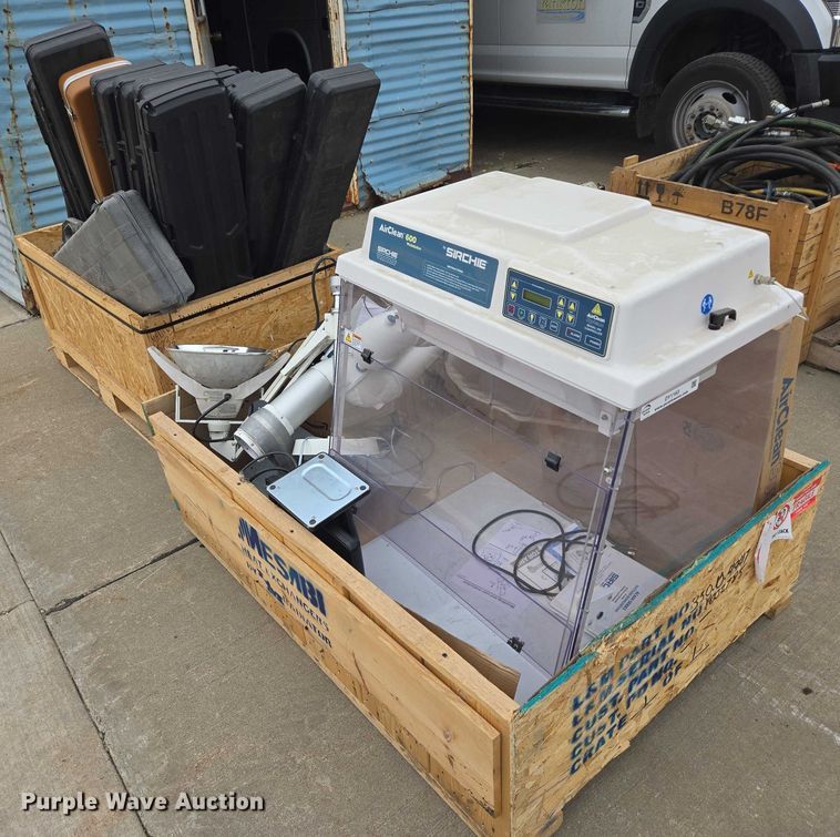 image for item DY1163 Sirchie AirClean 600 Workstation fume hood