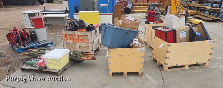 image for item DY1165 Fire fighting equipment