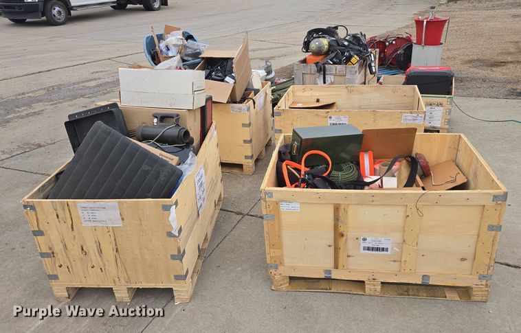 image for item DY1165 Fire fighting equipment