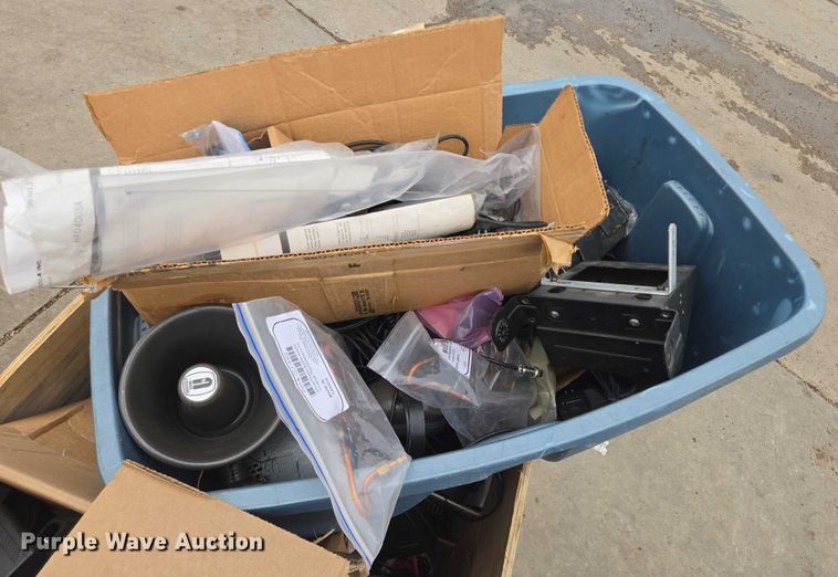 image for item DY1165 Fire fighting equipment