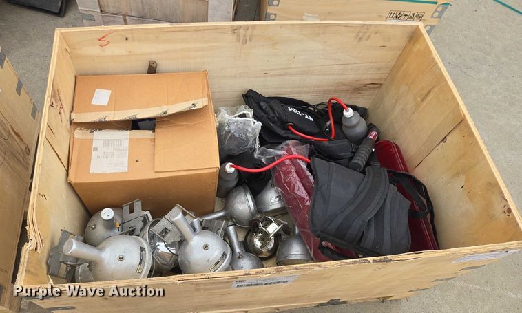 image for item DY1165 Fire fighting equipment