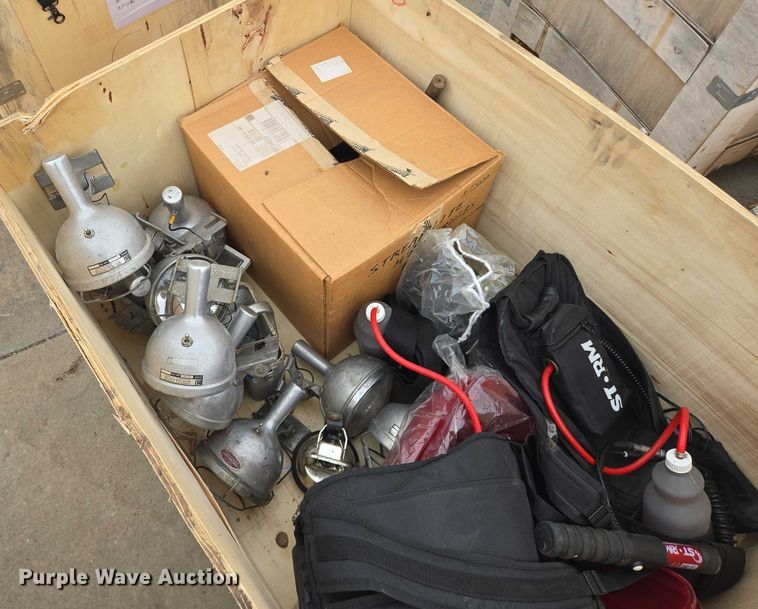 image for item DY1165 Fire fighting equipment