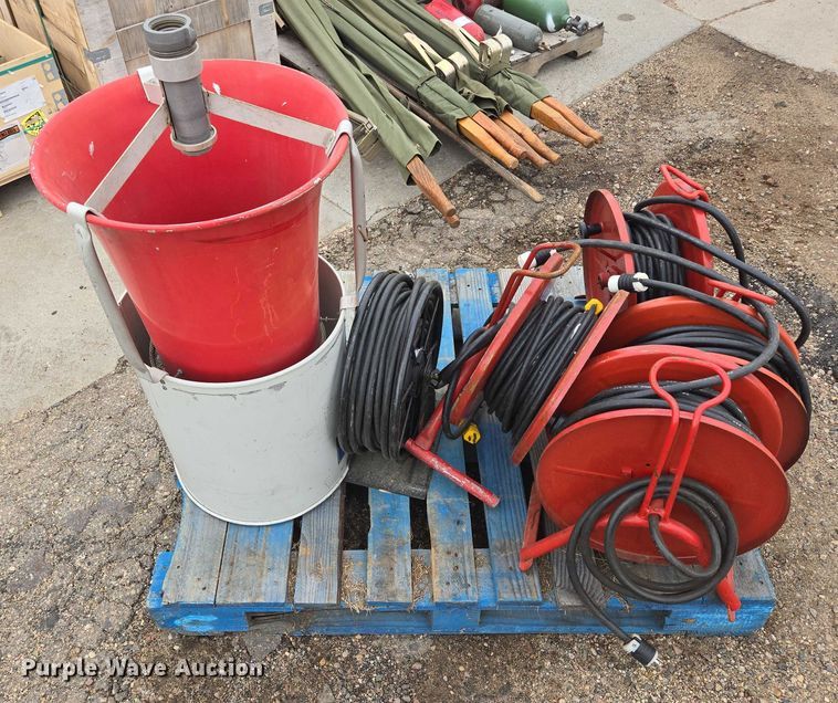 image for item DY1165 Fire fighting equipment