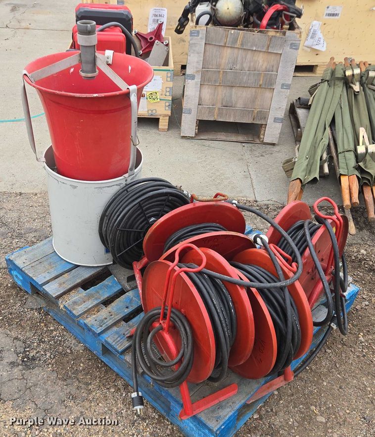 image for item DY1165 Fire fighting equipment