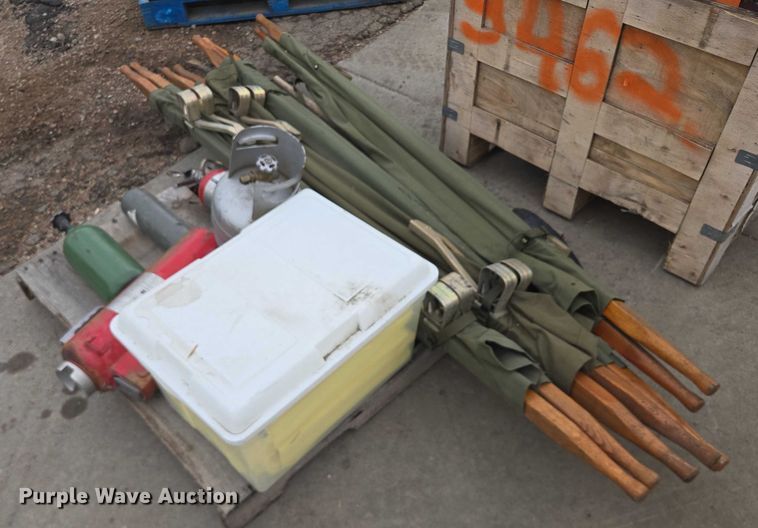 image for item DY1165 Fire fighting equipment