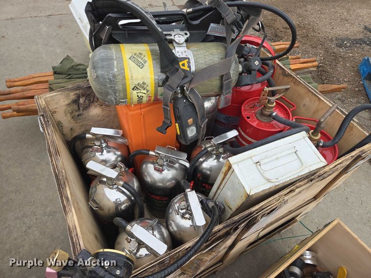 image for item DY1165 Fire fighting equipment