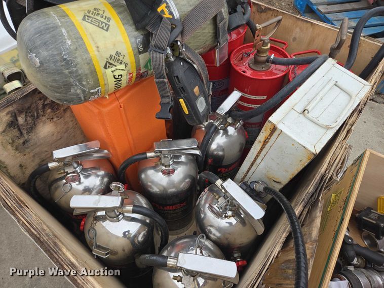 image for item DY1165 Fire fighting equipment