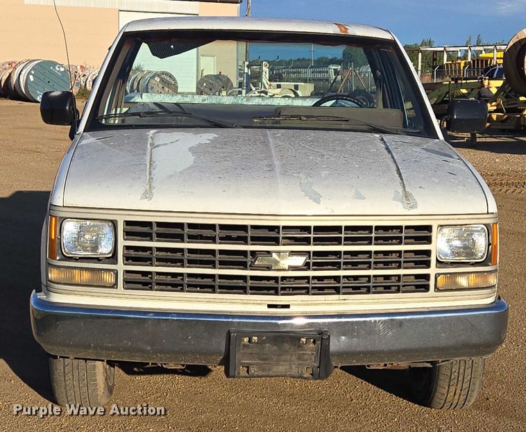 image for item DY1192 1991 Chevrolet C1500 pickup truck