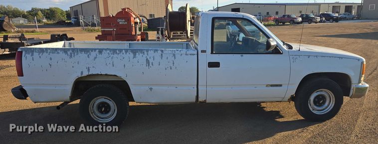 image for item DY1192 1991 Chevrolet C1500 pickup truck