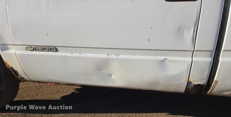 image for item DY1192 1991 Chevrolet C1500 pickup truck