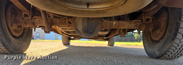 image for item DY1192 1991 Chevrolet C1500 pickup truck