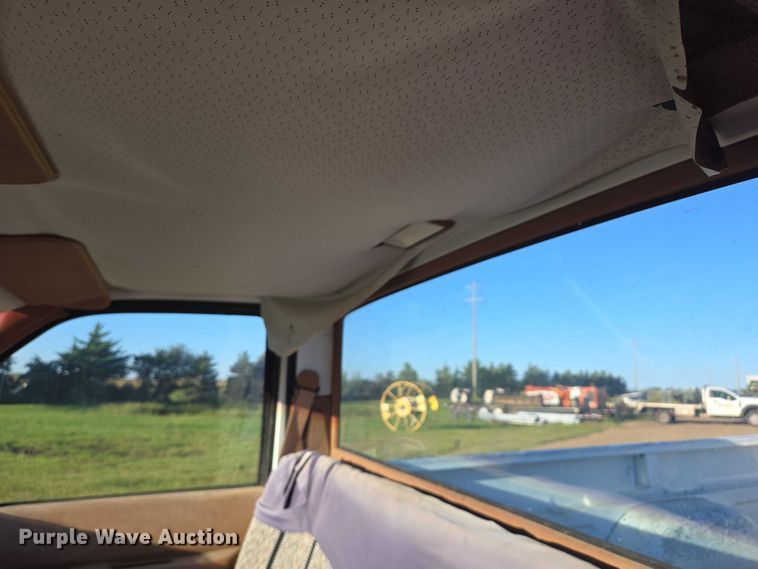 image for item DY1192 1991 Chevrolet C1500 pickup truck